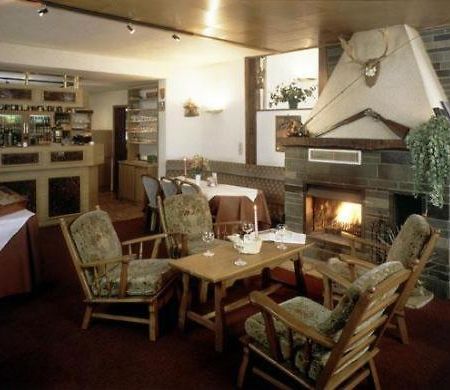 Hotel Saint-Hubert Малмеди Екстериор снимка