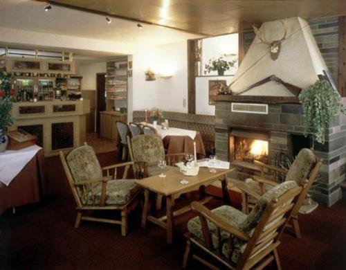 Hotel Saint-Hubert Малмеди Екстериор снимка